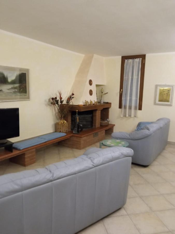 " La Casa Di Elena " Villa Pietrasanta Bagian luar foto